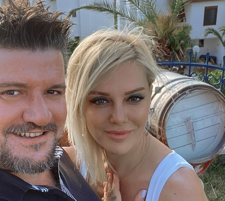 Dördüncü kez boşanıyor