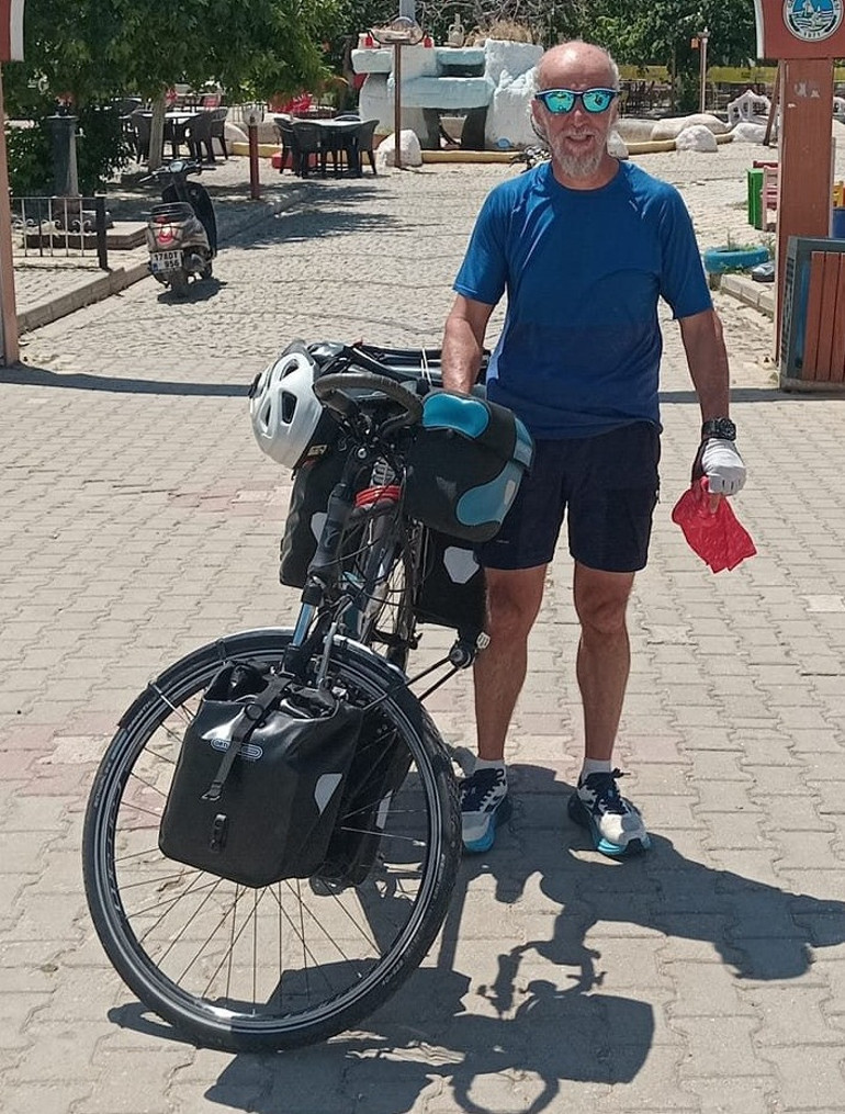 Bisiklet sürücüsü emekli albay, TIRın çarpması sonucu hayatını kaybetti