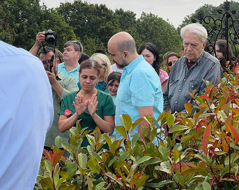 Küçük Ada, son yolculuğuna uğurlandı