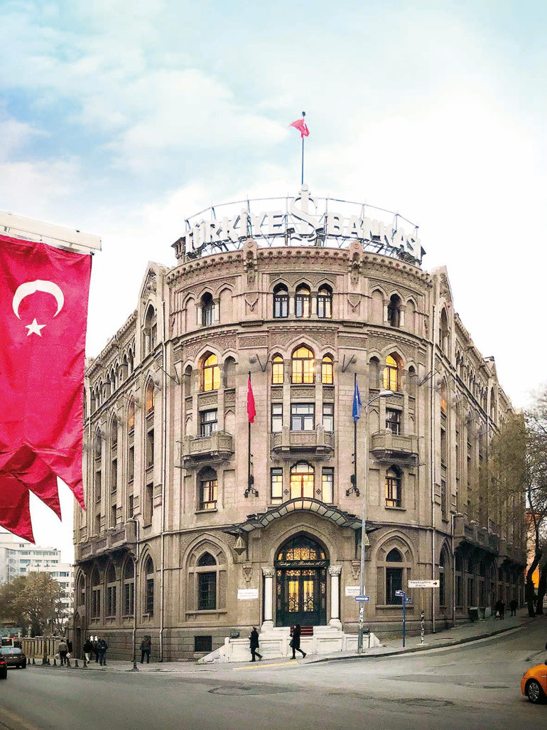 Yüz yıllık yolculuk