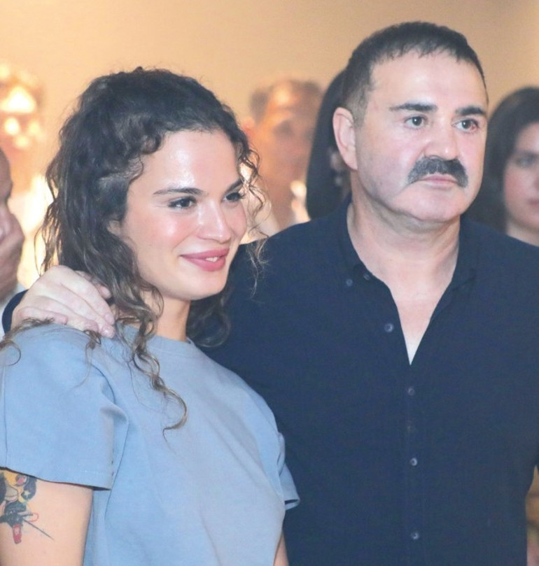 Yıllar sonra setlere dönen Özgü Namal: Çalışmak güzeldir