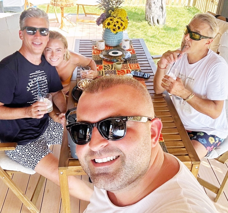 Aşk mı, arkadaşlık mı