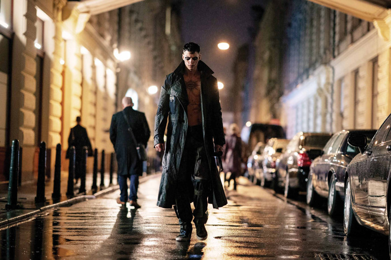 Öbür dünyadan geliyorum