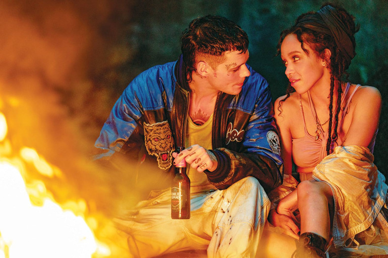 Öbür dünyadan geliyorum