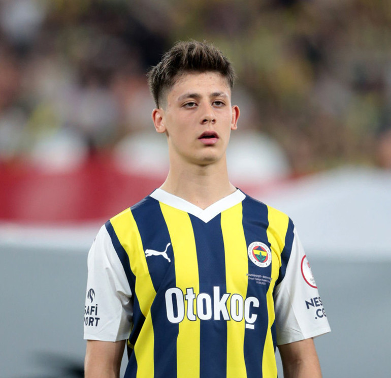 Transferin rekortmeni Fenerbahçe: 209 milyon Euroluk çılgın gelir