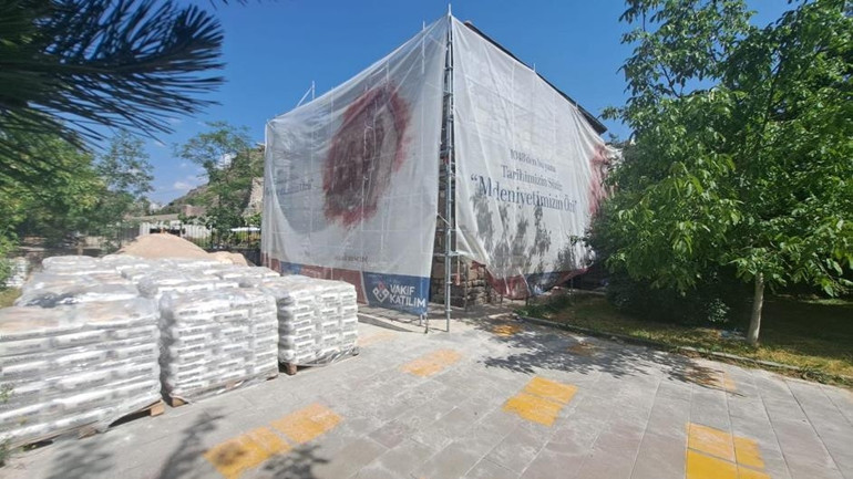 Hayırseverlerin ektiği hayır tohumları geleceğe taşınıyor