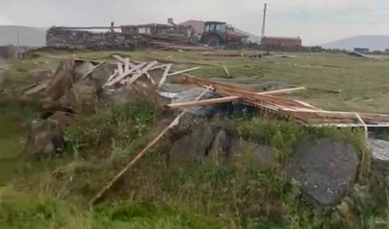 Meteoroloji 9 il için alarm vermişti Sağanak sonrası yollar göle döndü, ev ve iş yerlerini su bastı