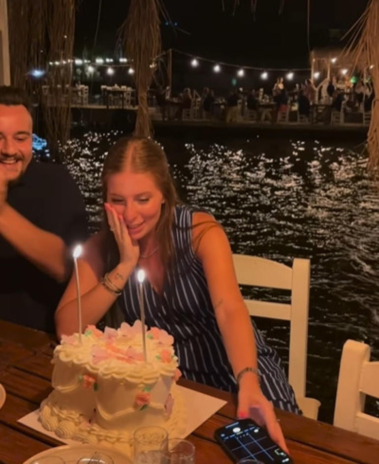 Emre Belözoğlu: Başka biriyle nişanlıyken rüyamda eşimi gördüm