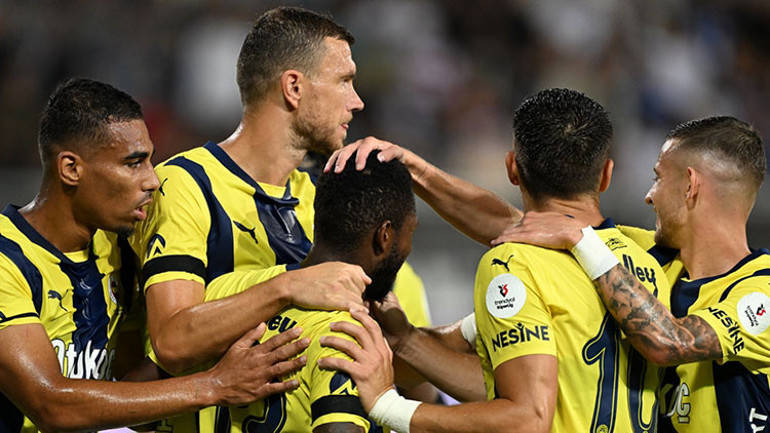 Fenerbahçenin Rizespor karşısındaki 5-0lık galibiyetinin ardından öne çıkan tespit: Mourinho, Süper Lig ile tanıştı | Böylesi tarihinde yok