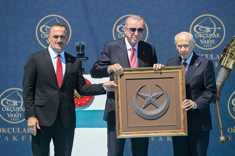 Malazgirt Zaferinin 953. yıl dönümü... Cumhurbaşkanı Erdoğan: Yürüyüşümüz Türkiye Yüzyılına