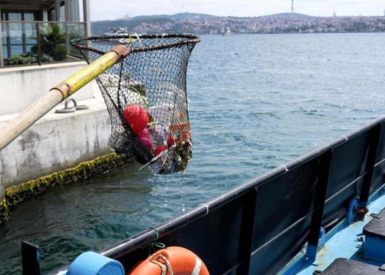 Denizden çıkanlar pes dedirtti 9 bölgede 14 deniz süpürgesi faaliyette