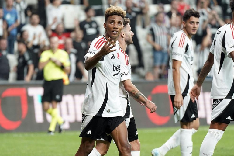 Sivassporu yenen Beşiktaşta ilklerin gecesi: Immobile, Gedson Fernandes, Giovanni van Bronckhorst...