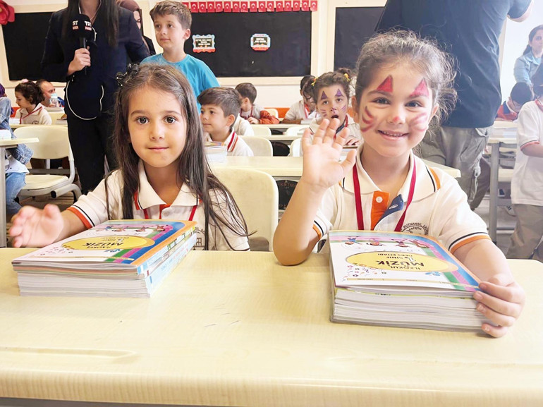 Okullarda ilk zil çaldı... Miniklerin ‘uyum haftası’ başladı