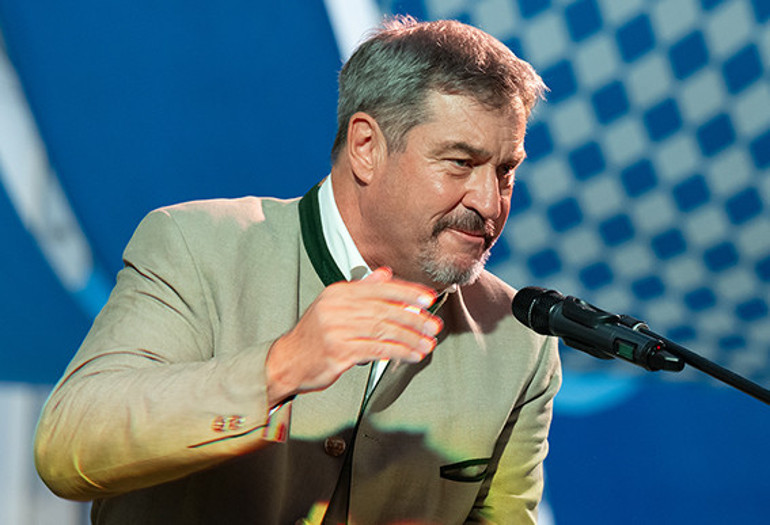 Söder kafaları karıştırdı: Başbakanlık adaylığına yine göz kırptı