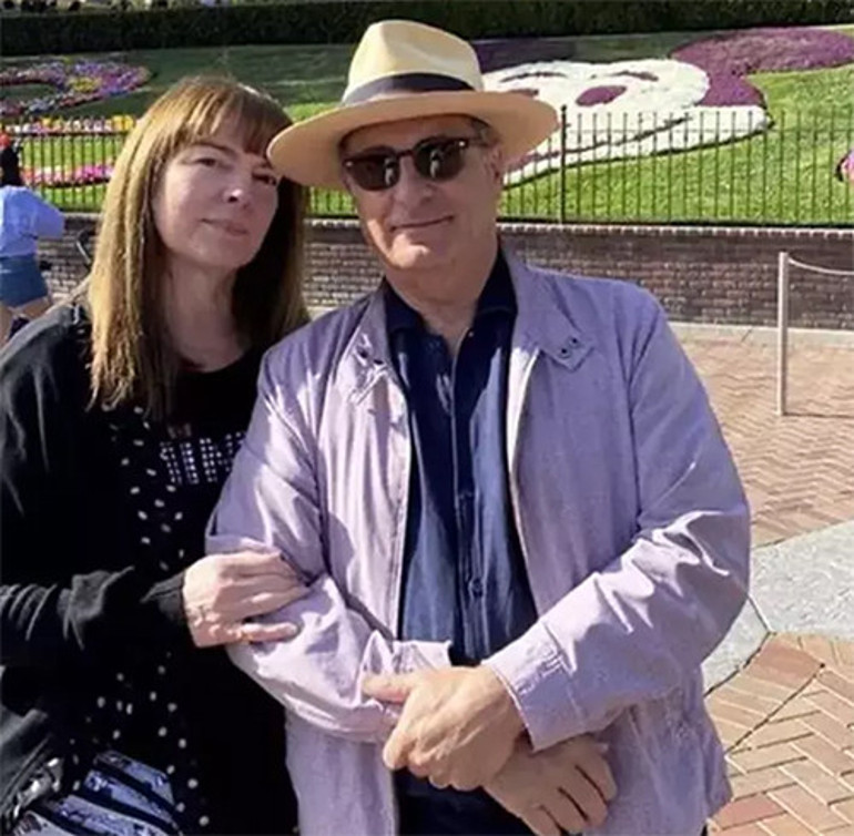 41 yıl bir yastıkta kocadılar: Yıldırım çarpmış gibi başlayan aşka yeni torun geldi