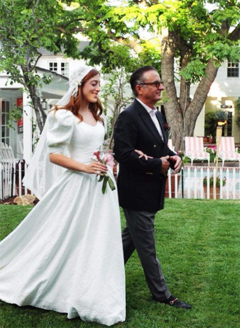 41 yıl bir yastıkta kocadılar: Yıldırım çarpmış gibi başlayan aşka yeni torun geldi