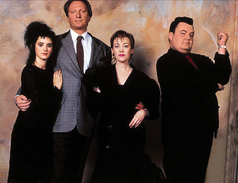 Denememiz gereken bir öpüşme sahnesi vardı... Sen benim kızım yaşındasın dedi, eğilip alnımdan öptü