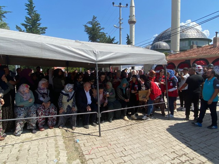 Şehit Binbaşı Osman Ayan, son yolculuğuna uğurlandı