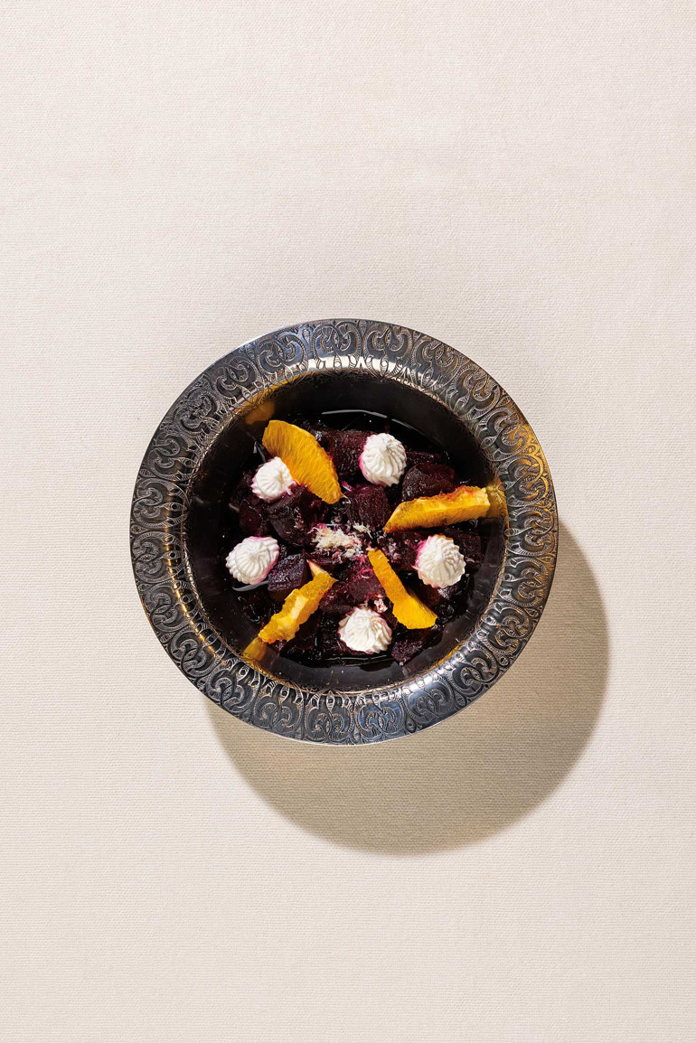 Hayalperest yeni nesilden ayakları yere basan bir şef