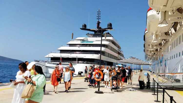 ‘Sarı yaz’ başladı Bodrum’da oteller doldu