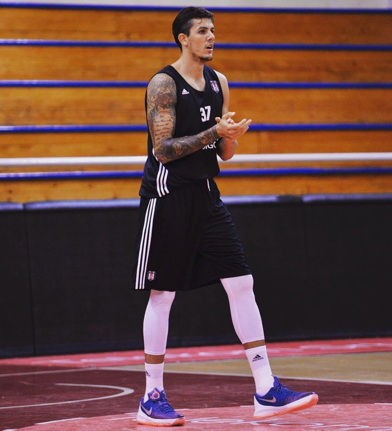 Milli basketbolcu İlkan Karaman hayatını kaybetti Kazaya neden olan sürücü tutuklandı