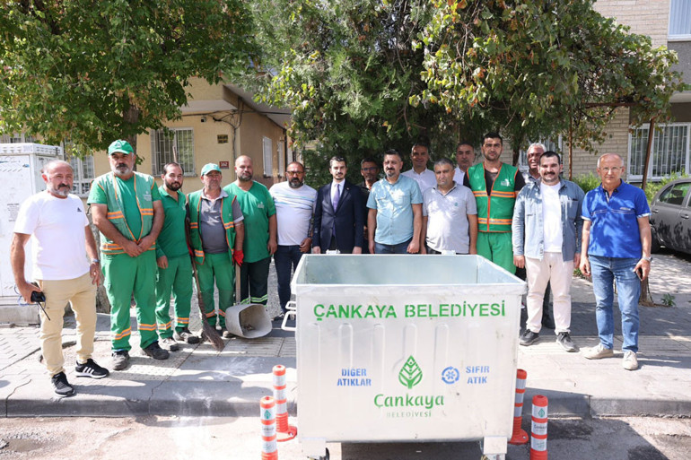 Yıl 2024 gündem çöp