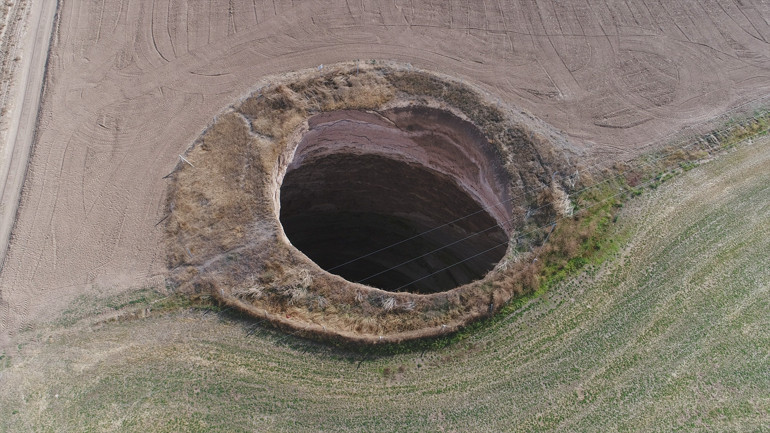Her geçen gün sayısı artıyor Konya Ovasında obruk sayısı 3 bine yaklaştı