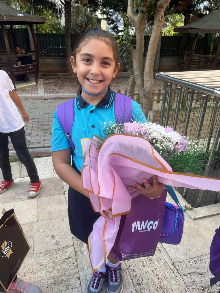 Şimdi okullu olduk, sınıfları doldurduk... Okullar çiçek açtı