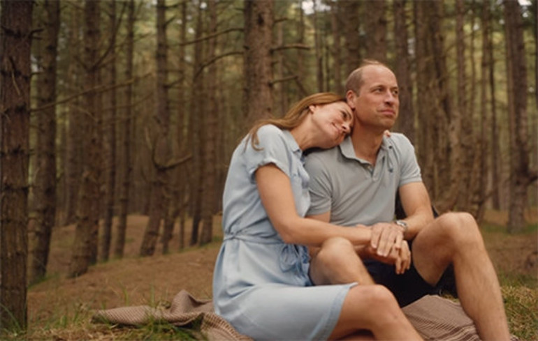 Sosyal medyayı ağlatan aile videosu: Haberi bu görüntüler eşliğinde duyurdu: Hep sizinle yan yana, el ele olacağım