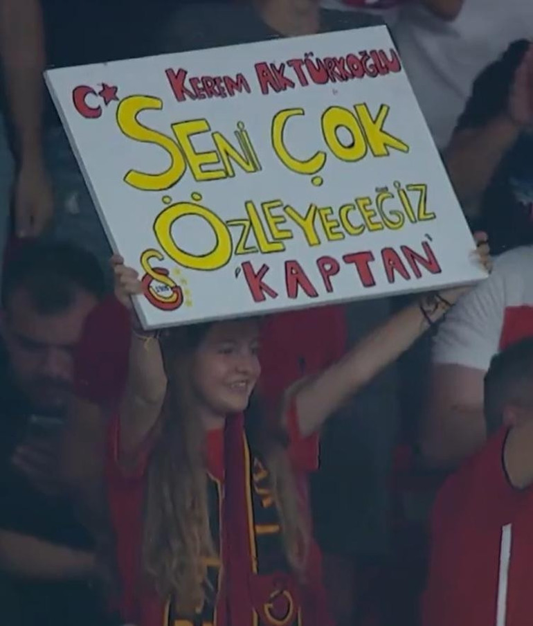 Kerem Aktürkoğlundan Galatasaraydan ayrılığıyla ilgili duygusal sözler