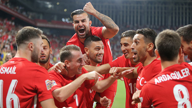 Portekizliler, Kerem Aktürkoğlunu yere göğe sığdıramadı: Ağız sulandırıyor | Tüm övgüler ona