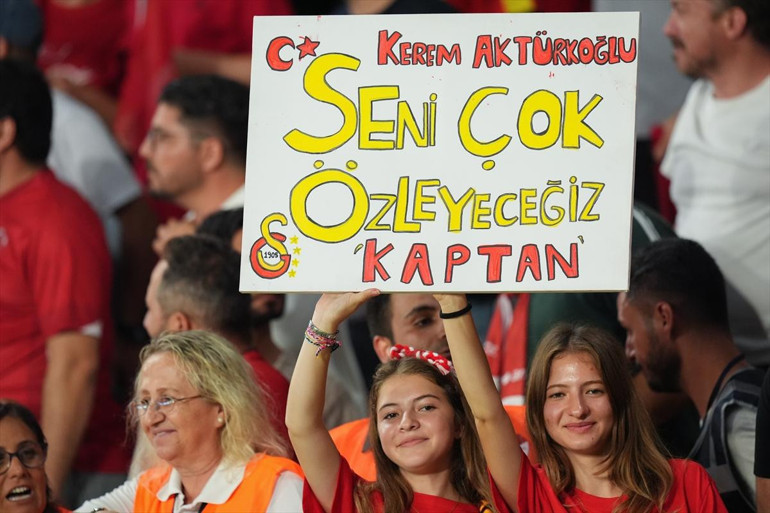 Galatasaraydan gitmesi için baskı yapıldı, kaptanlığı elinden alındı, Benficaya imza sonrası yeniden doğdu Kerem Aktürkoğlunun motivasyonu moral