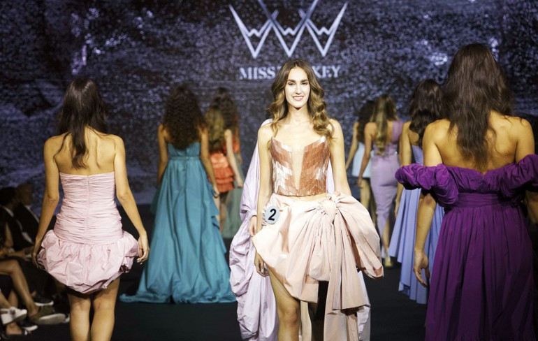 Türkiye’nin en güzel kızları... Doktor güzel tartışma yarattı