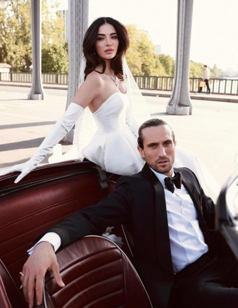 Sessiz sedasız evlenmişti... Şimdi doğum için gün sayıyor