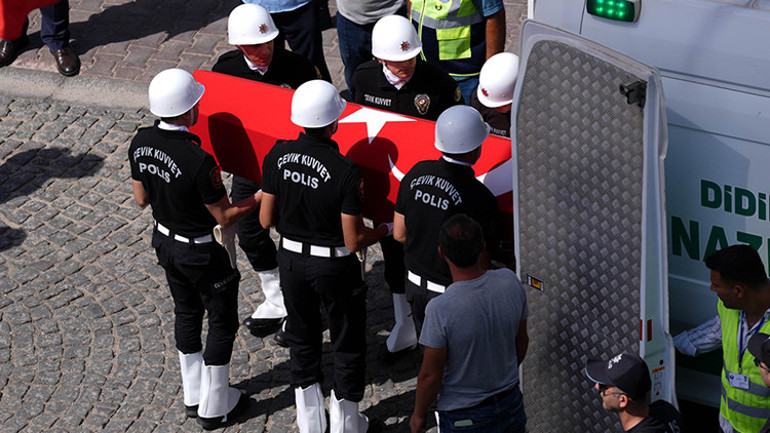 Son dakika... İsrail askerlerinin öldürdüğü Ayşenur Ezgi Eygiye son veda: Zalimler hesabını verecek