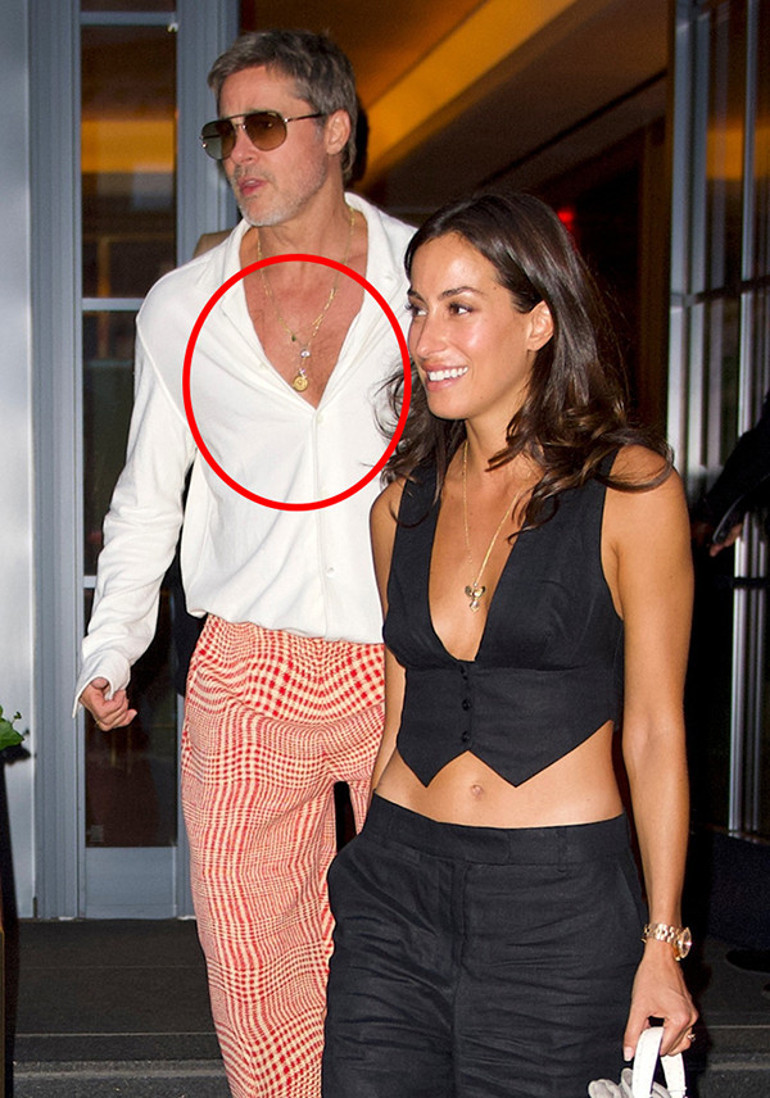 Sevdiğinin adını kalbine en yakın yerde tutuyor…