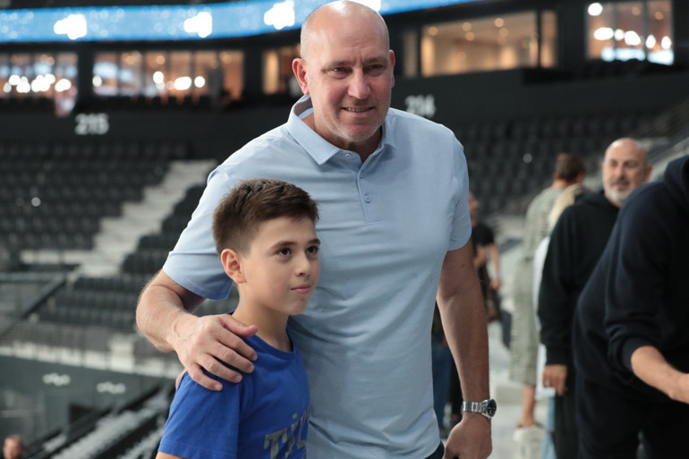 Dev tesiste aynı anda tam 6 maç oynandı