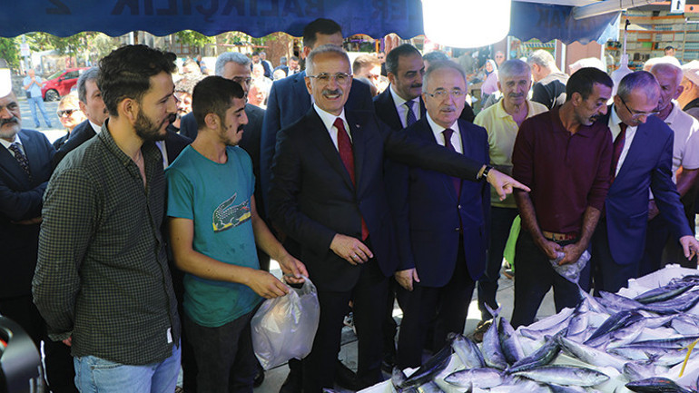 Bakan Uraloğlu: Raylı sistemlerle akaryakıttan tasarruf ediyoruz