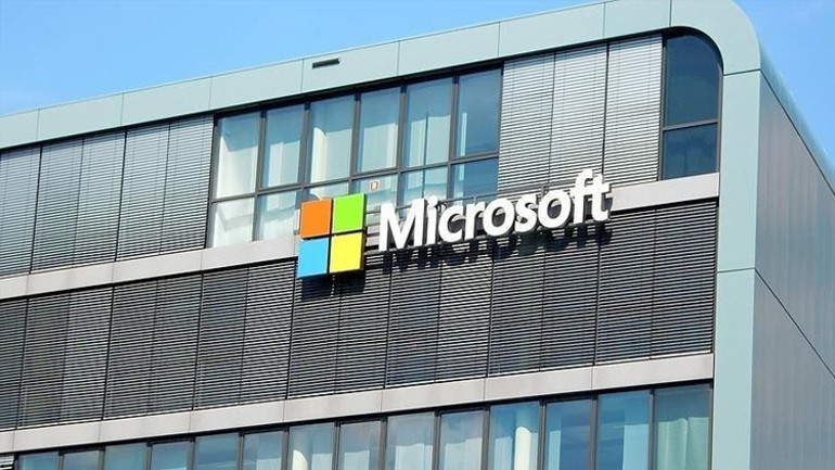 Harrisin kaza videosu sosyal medyada viral oldu: Microsoft gerçeği açıkladı: Arkasında Ruslar mı var
