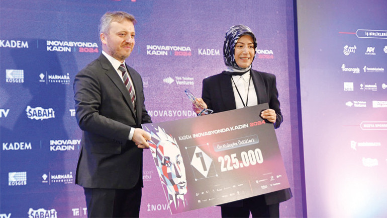 Kadın girişimciler ödül aldı