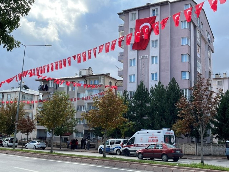 Ümraniyede silahlı saldırıda polis memuru Şeyda Yılmaz şehit oldu... Saldırgan tutuklandı