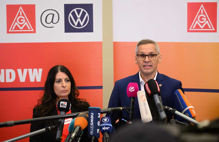 Alman sendikasından, Volkswagen’e tehdit: “Anlaşma olmazsa aralıkta greve gideriz”