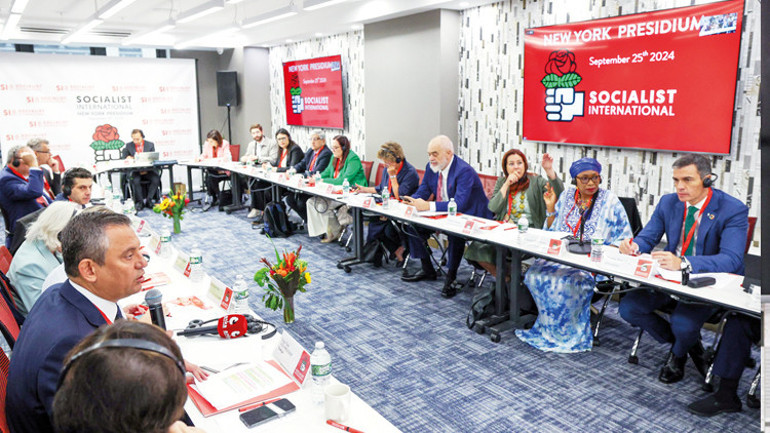 Özel’den teklif: Ramallah’ta toplanalım