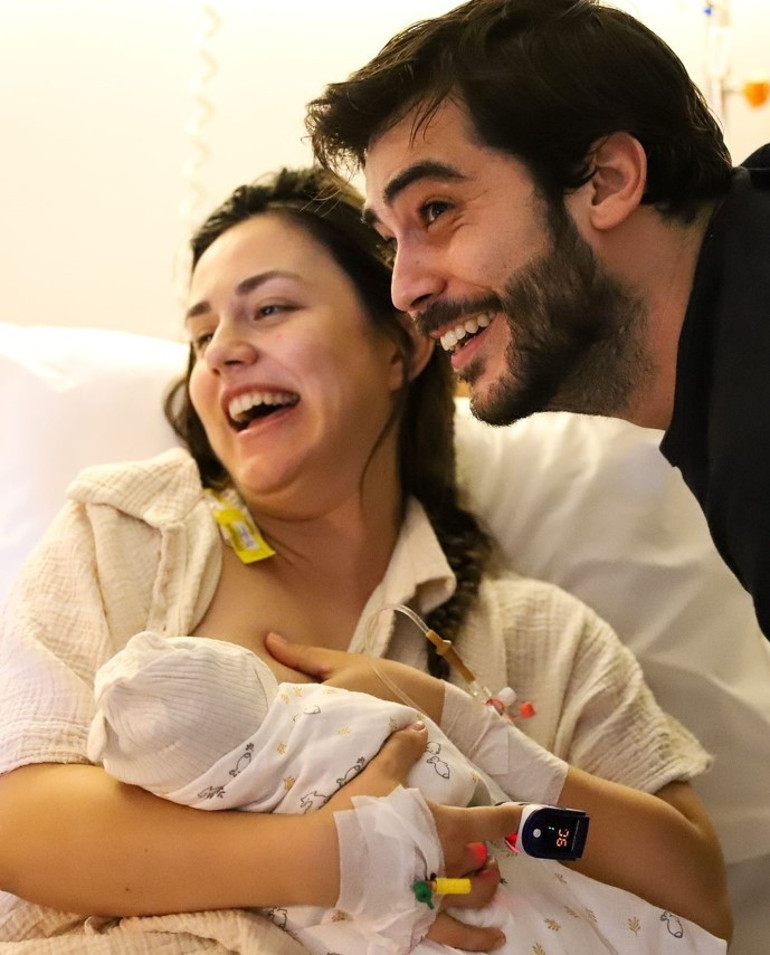 Doğum sonrası ilk fotoğraf... 4 Kasım 2025... Hoş geldin oğlum