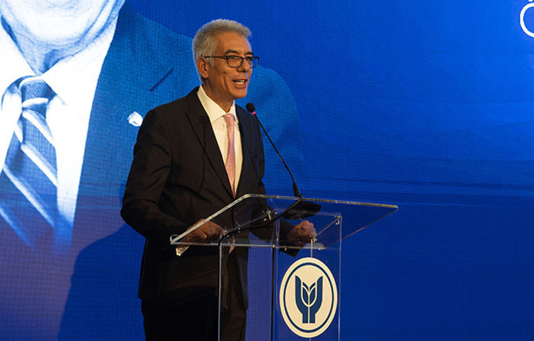 Selçuk Yaşar Ödülü dünyanın ilk ‘Akıllı köyü’nü kuran Tülin Akın’ın oldu