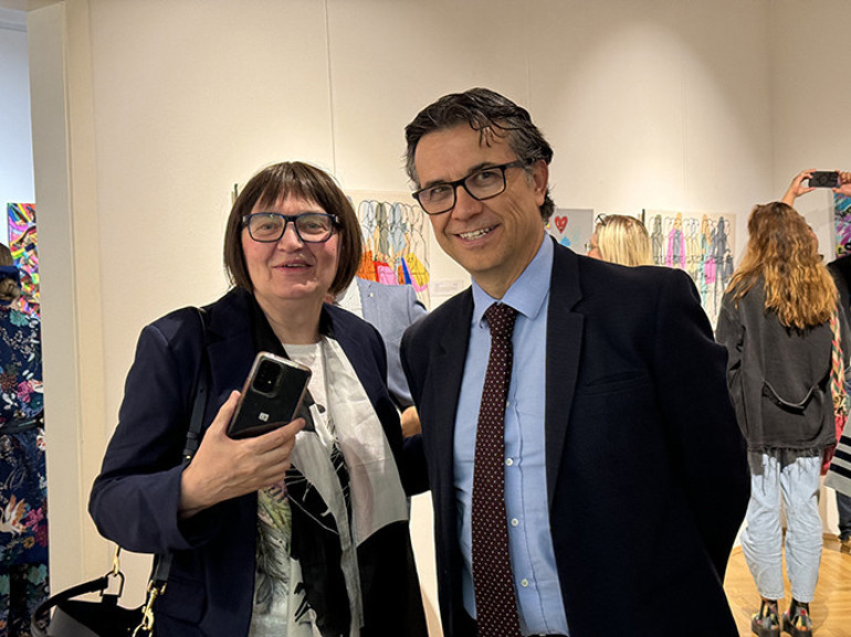 20 sanatçının eserleri sergilendi