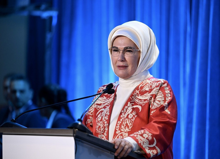 Emine Erdoğan: Filistindeki durumu göz ardı edemeyiz