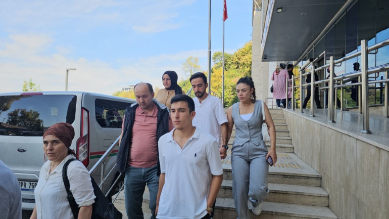 Yaptığı şakayla arkadaşlarına dehşeti yaşatmıştı... Hemşireye 3.5 yıl hapis Gözlerimin içine bakacak cesareti yok