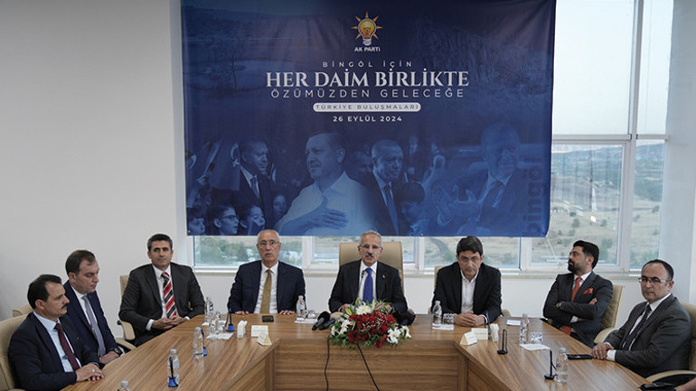 Bakan Uraloğlu, Bingölde STK ve İş Dünyası ile İstişare Toplantısında konuştu