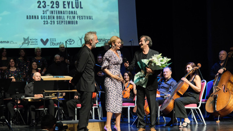 Altın Koza Onur Ödülleri Akbağ ve Polata verildi